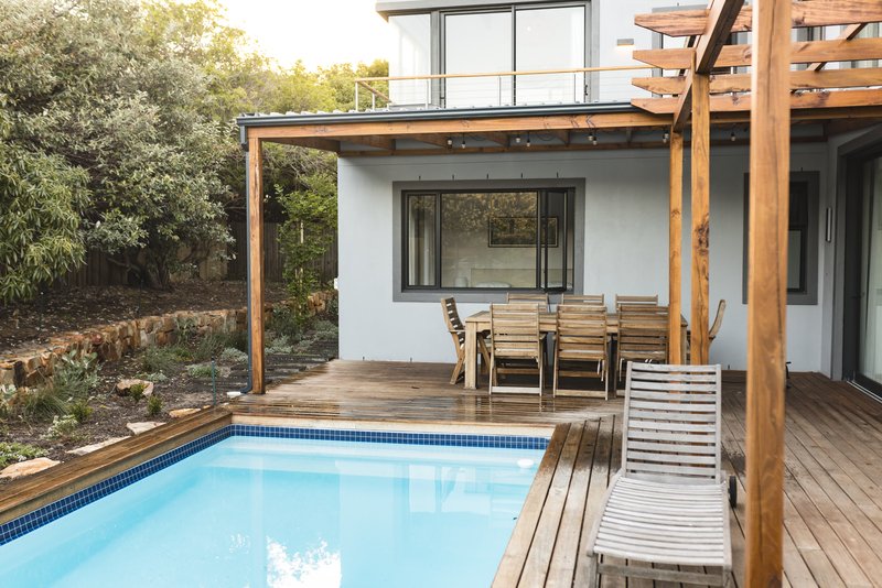 casa con alberaca en patio